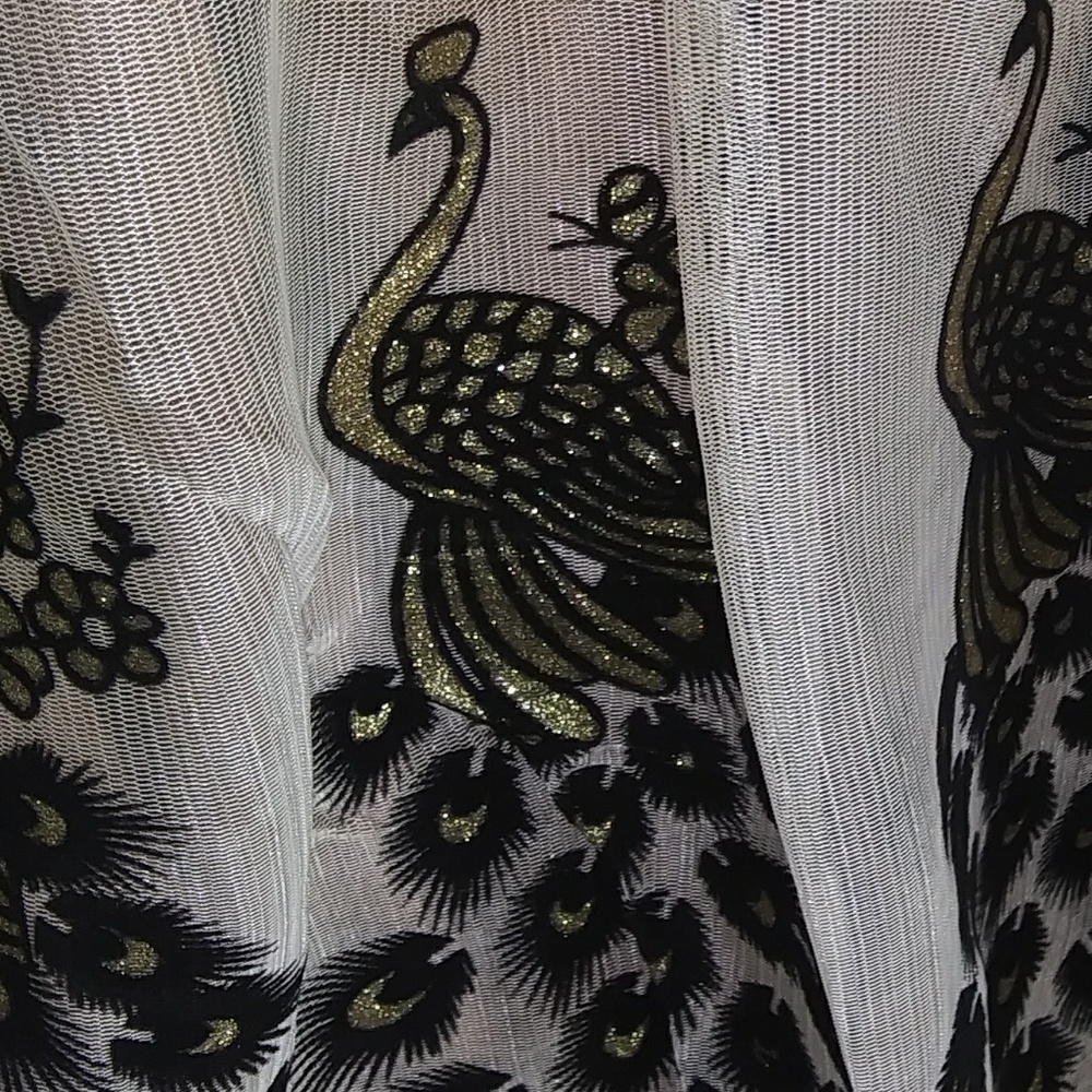 🆕 scarf cream gold black peacock Last One! unique beautiful